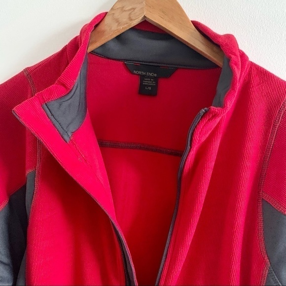 NWT Textured Fleece Jacket Classic Gray Red Pullover Corduroy - Picture 7 of 13